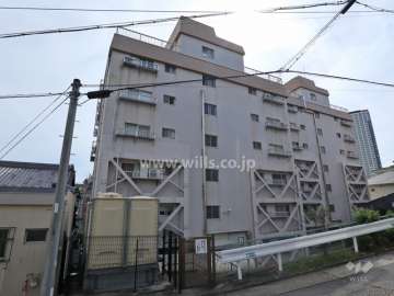 マンション向陽台B棟の外観(北東側から)
