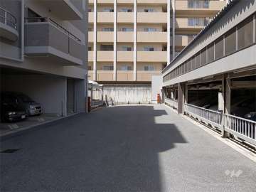 敷地内駐車場
