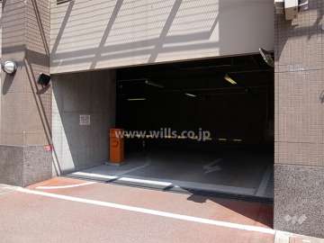 敷地内駐車場出入り口（ゲート付き）