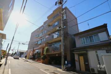ユニーブル茶屋ヶ坂の外観（北東側から）