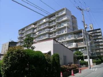 サンハイツ緑地公園２棟の外観（南東側から）
