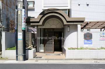 エントランス（正面）