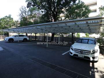 敷地内駐車場（屋外平面式　※屋根付き）