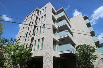 ジオ宝塚南口の外観(南西側から)