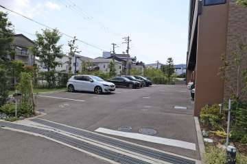 駐車場の出入口