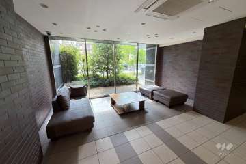 エントランスホール