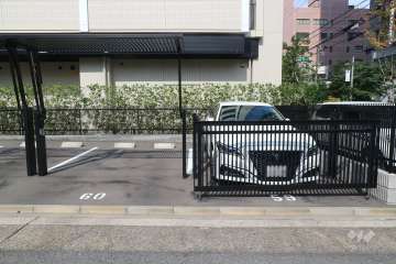 敷地内駐車場（屋外平面式）