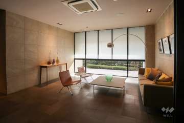 エントランスラウンジ