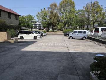 敷地内駐車場(屋外平面式)
