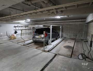 敷地内駐車場（屋内機械式）