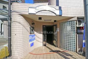 エントランス（正面）