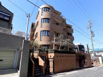 三旺マンション東山公園の外観（南東側から）