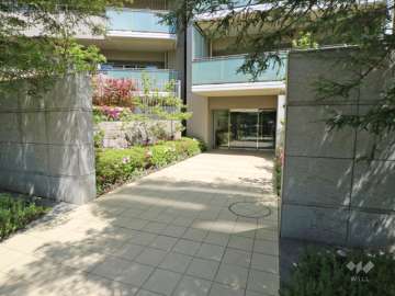 ヴィラス星ヶ丘の森ガーデンヴィラのサブエントランス