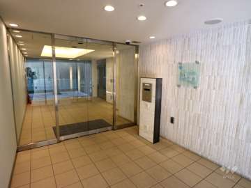 ヴィラス星ヶ丘の森ブライトヴィラのエントランスホール※オートロック付です。