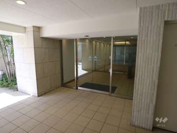 ヴィラス星ヶ丘の森ブライトヴィラのサブエントランス