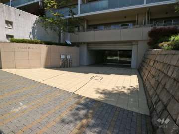 ヴィラス星ヶ丘の森スプリングヴィラのサブエントランス