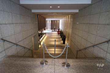 ラウンジへのアプローチ