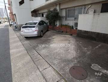 敷地内駐車場(屋外平面式)