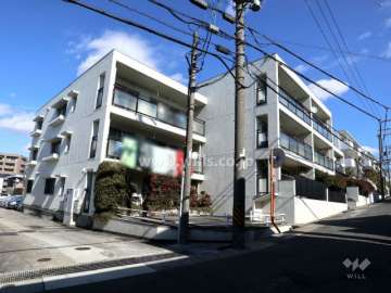 ライオンズマンション光ヶ丘A棟の外観(南西側から)