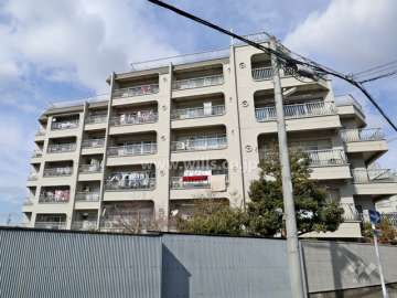 メゾン千種の外観(南側から)