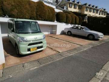 駐車場(A棟側、屋外平面式)