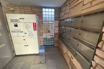共用ポストと宅配ボックス
