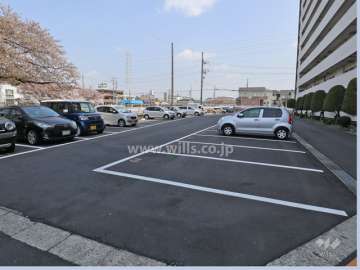 猪子石北住宅北側駐車場
