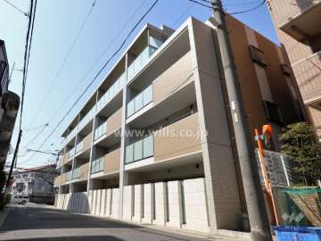 バンベール藤ヶ丘アベニューの外観（南東側から）