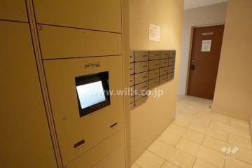 宅配ボックスと共用ポスト
