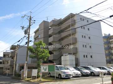 パサージュ宝塚の外観（北西側から）