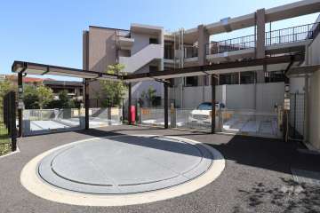 敷地内駐車場（屋外機械式）