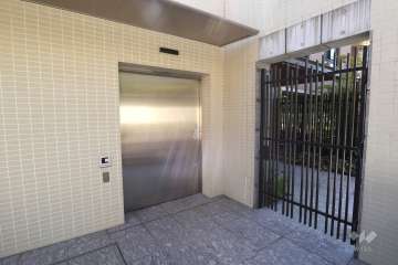 駐輪場の出入り口