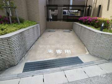 来客用駐車場
