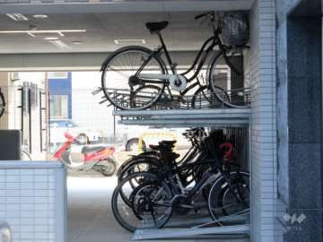 敷地内駐輪場（屋内機械式）