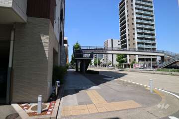 敷地東側の前面道路（名古屋環状線）