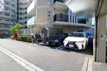 敷地内駐車場（屋外平面式）