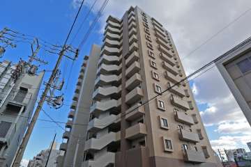 パークホームズ御器所の外観（北側から）