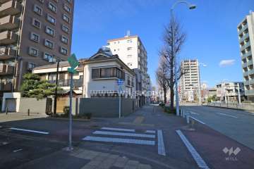 敷地の約25m東側を環状線が走っています。