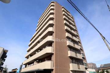 ローレルコート桜山丸屋町の外観（南側から）