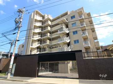 プラウド昭和駒方町の外観（西側から）