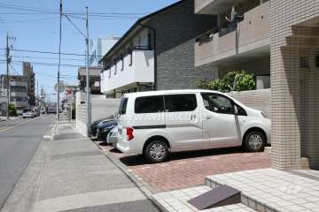 敷地内駐車場(屋外平面式)