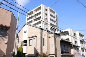 モアグレース御器所の外観（南側から）