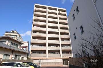 ライオンズマンション御器所の外観（南側から）