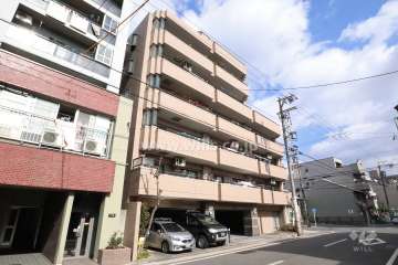 グローリアス御器所の外観（南側から）