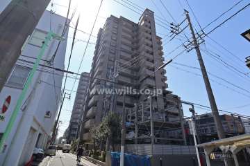 ライオンズシティ桜山の外観（北東側から）