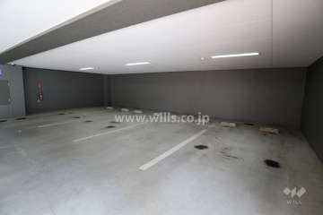 敷地内駐車場（屋内平面式）