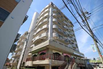 八事半僧坊マンションの外観(北東側から)