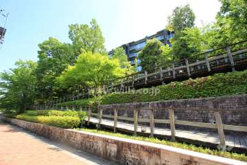 グランドヒルズ八事広路町の外観（北側から）
