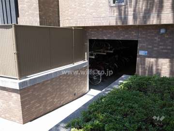 屋内にある駐輪場