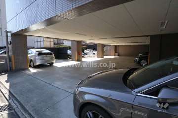 敷地内駐車場（屋内平面式・屋外平面式・屋外機械式）